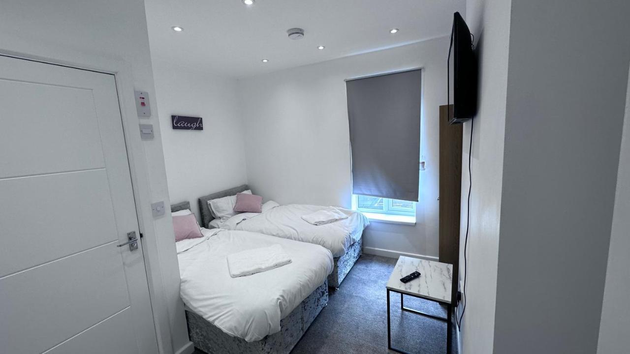 Comfy Diamond Ensuite Room Maidstone With Free Parking And Speedy Wifi Extérieur photo